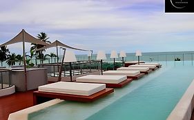 LM Setai Yacht Cabo Branco